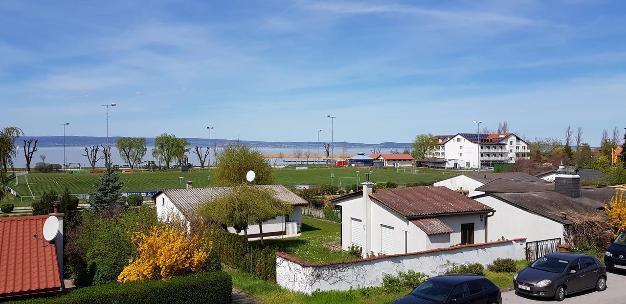 Gaestehaus Lokalaugenschein Podersdorf am See Exteriör bild